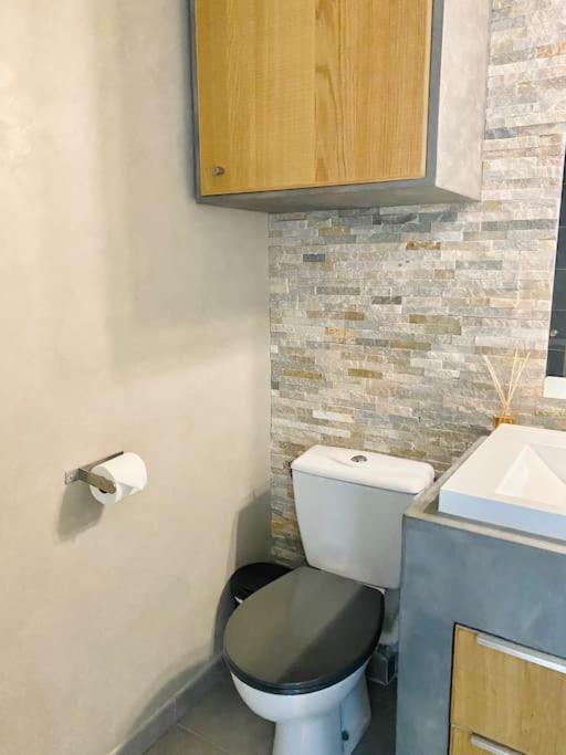Marcenac - T2 En Residence, Clim, Parking, Terrasse Sete Exterior photo